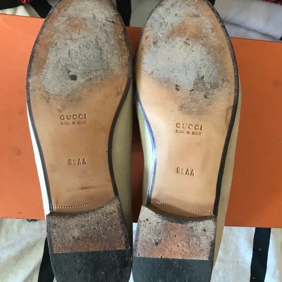 Damaged ivory suede horsebit Gucci loafers 8.5AA - Picture 4 of 4